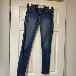 Hollister Women's Dark Blue Skinny Jeans